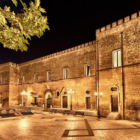 Castello Conti Filo Bed & Breakfast Torre Santa Susanna Exterior photo
